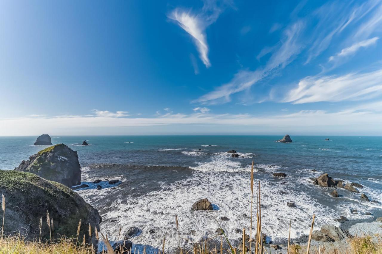 Whale Rock Suites Trinidad Εξωτερικό φωτογραφία